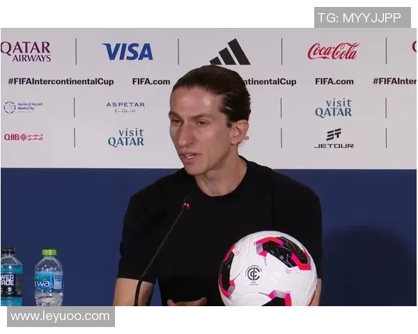 新一代战术大师菲利佩路易斯14个月带领弗拉门戈夺得五冠荣耀 新一代战术大师菲利佩路易斯14个月带领弗拉门戈夺得五冠荣耀