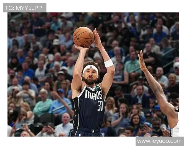 克莱半场高效表现15分5助攻三分命中率出色正负值显著提升